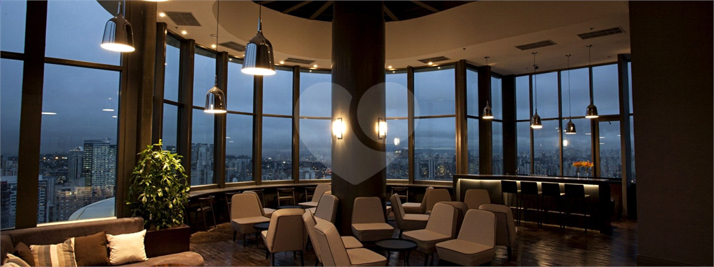 APARTAMENTO em BROOKLIN