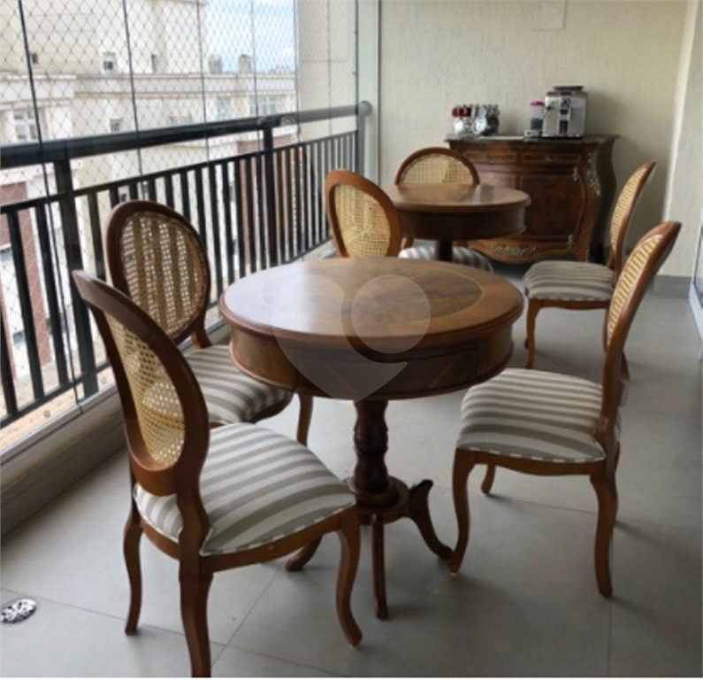 APARTAMENTO em ENSEADA