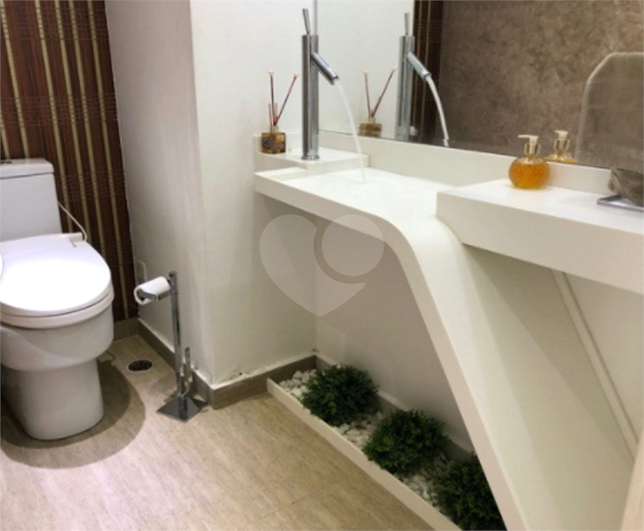 APARTAMENTO em ENSEADA