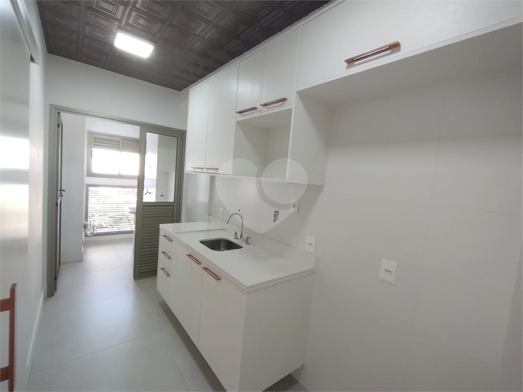 Apartamento para Locação | 2 Quartos (1 suite) | 1 vaga | 70m² na Vila Madalena