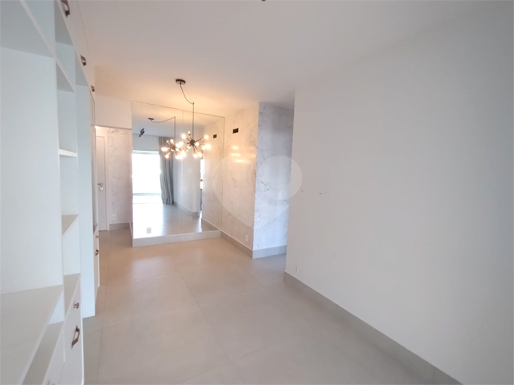 Apartamento para Locação | 2 Quartos (1 suite) | 1 vaga | 70m² na Vila Madalena