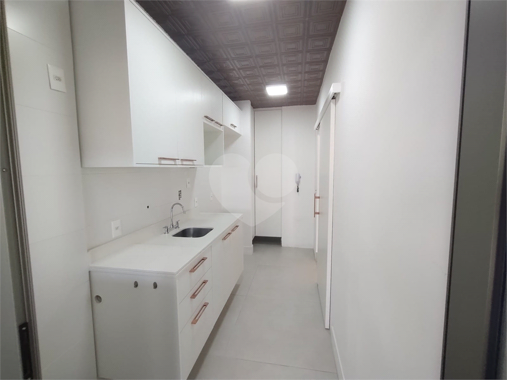 Apartamento para Locação | 2 Quartos (1 suite) | 1 vaga | 70m² na Vila Madalena