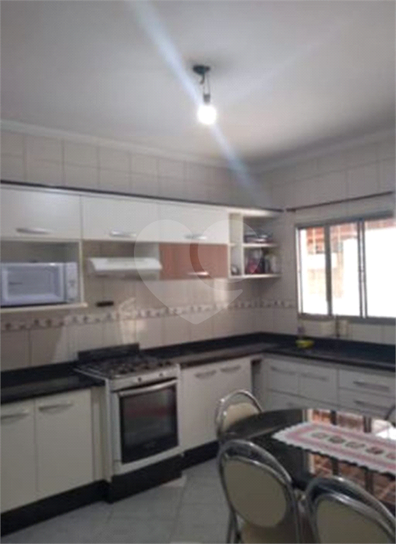 SOBRADO em JARDIM GUARACY