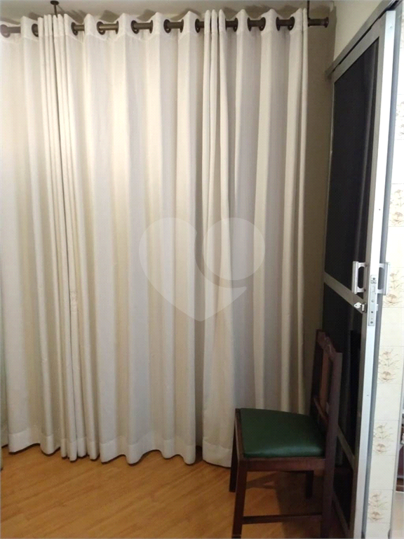 APARTAMENTO em SANTANA