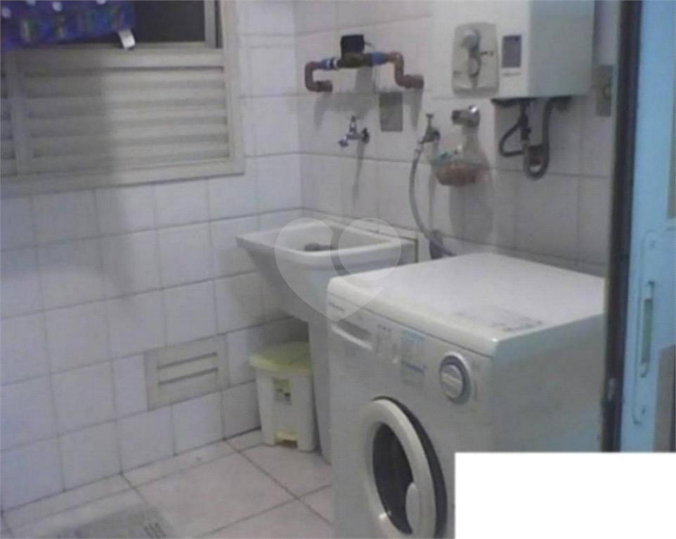 APARTAMENTO em CAMPO GRANDE