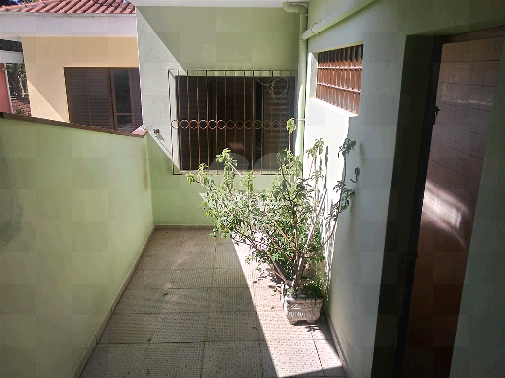 Sobrado no Horto Florestal