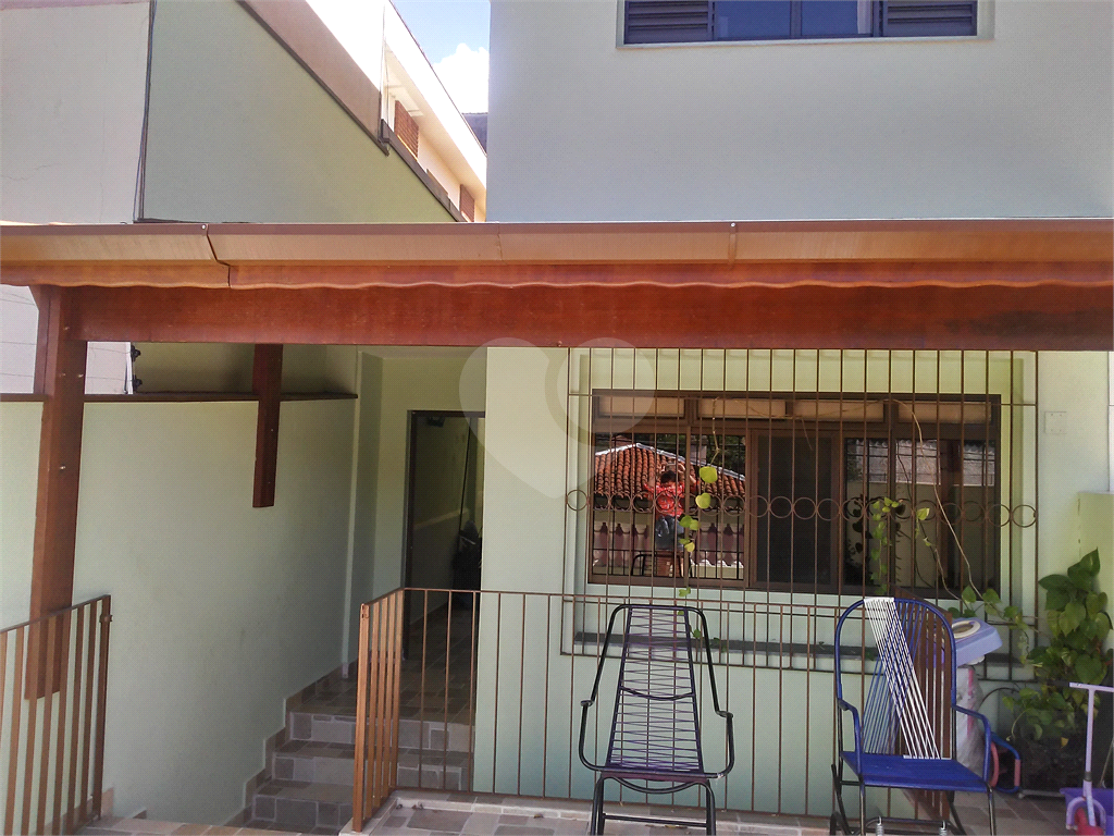 Sobrado no Horto Florestal