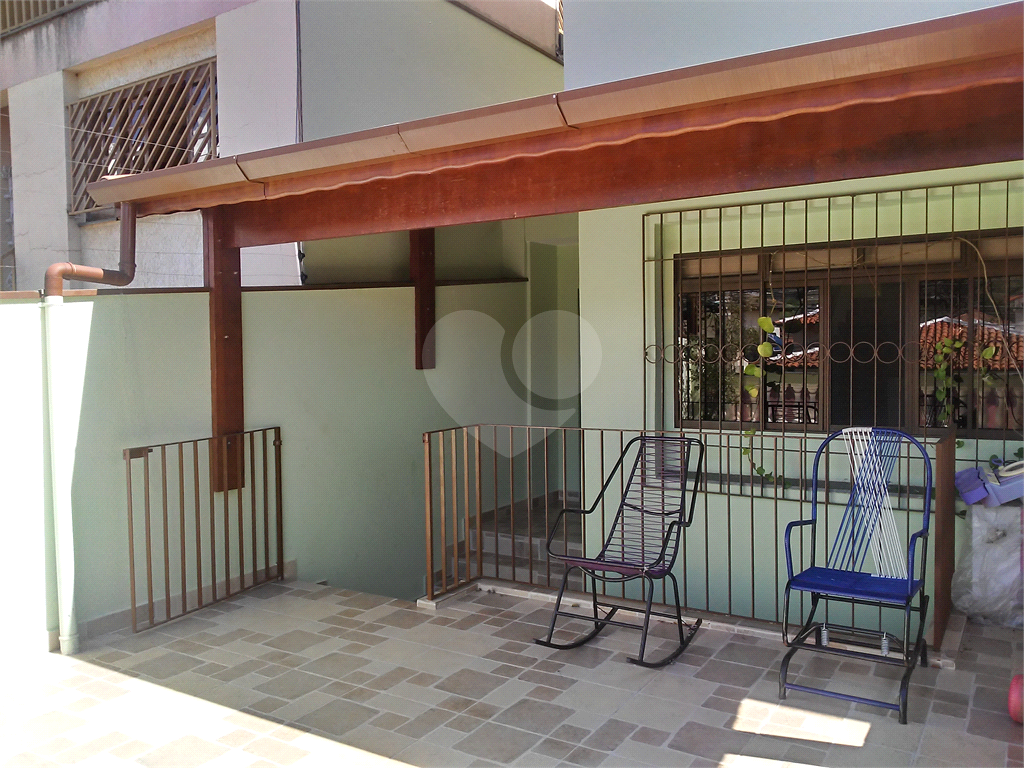 Sobrado no Horto Florestal
