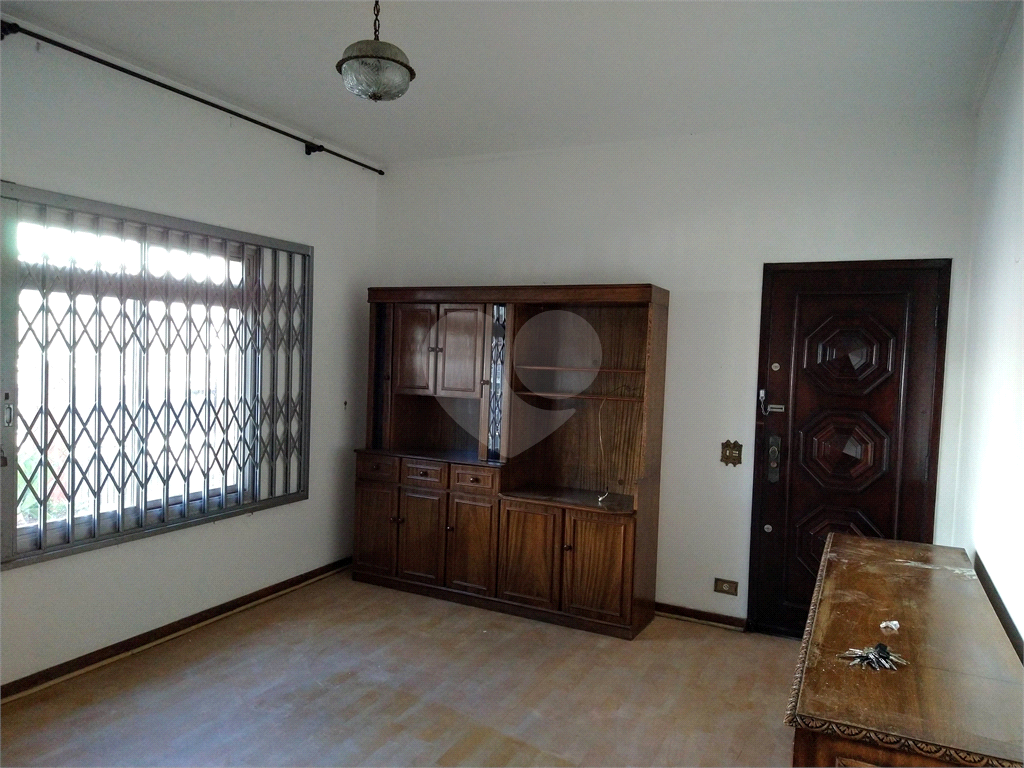 Excelente casa térrea no bairro da Vila Rosália
