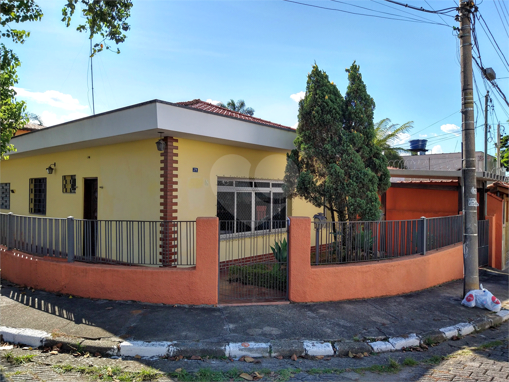 Excelente casa térrea no bairro da Vila Rosália