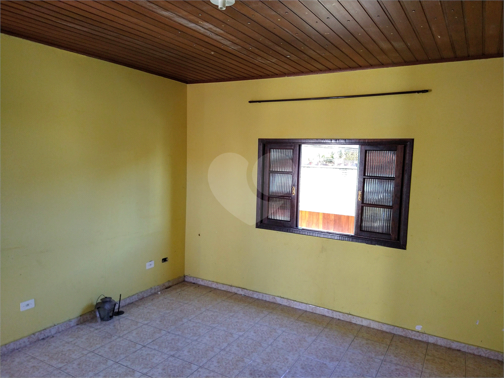Excelente casa térrea no bairro da Vila Rosália