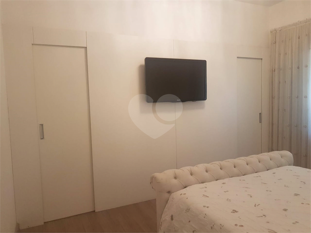Casa térrea de alto padrão no Jd Floresta