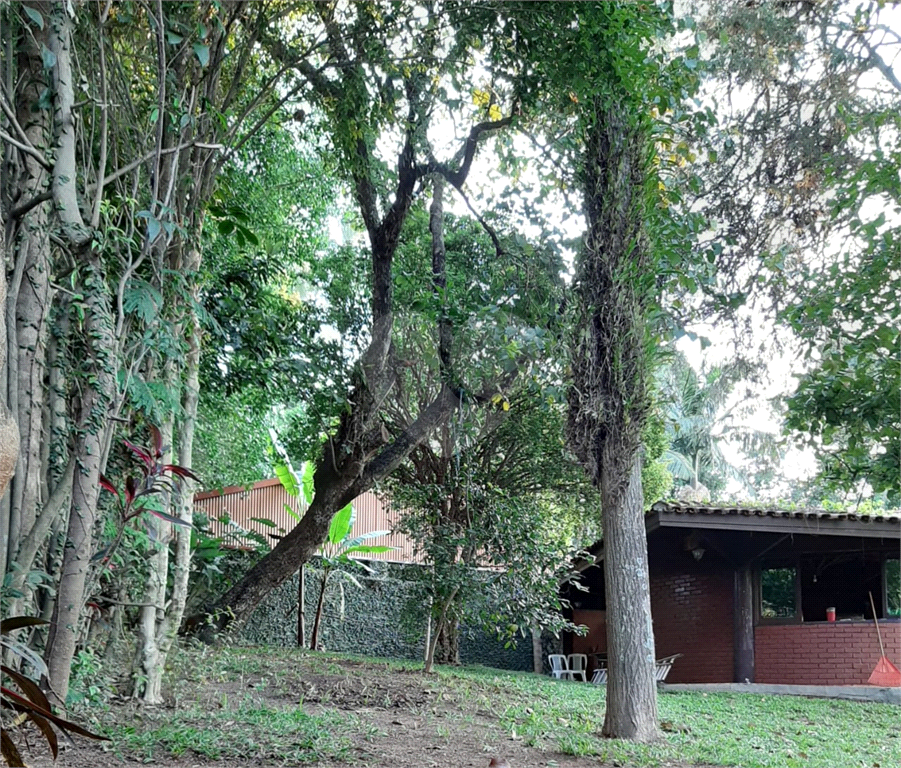 Casa térrea de alto padrão no Jd Floresta