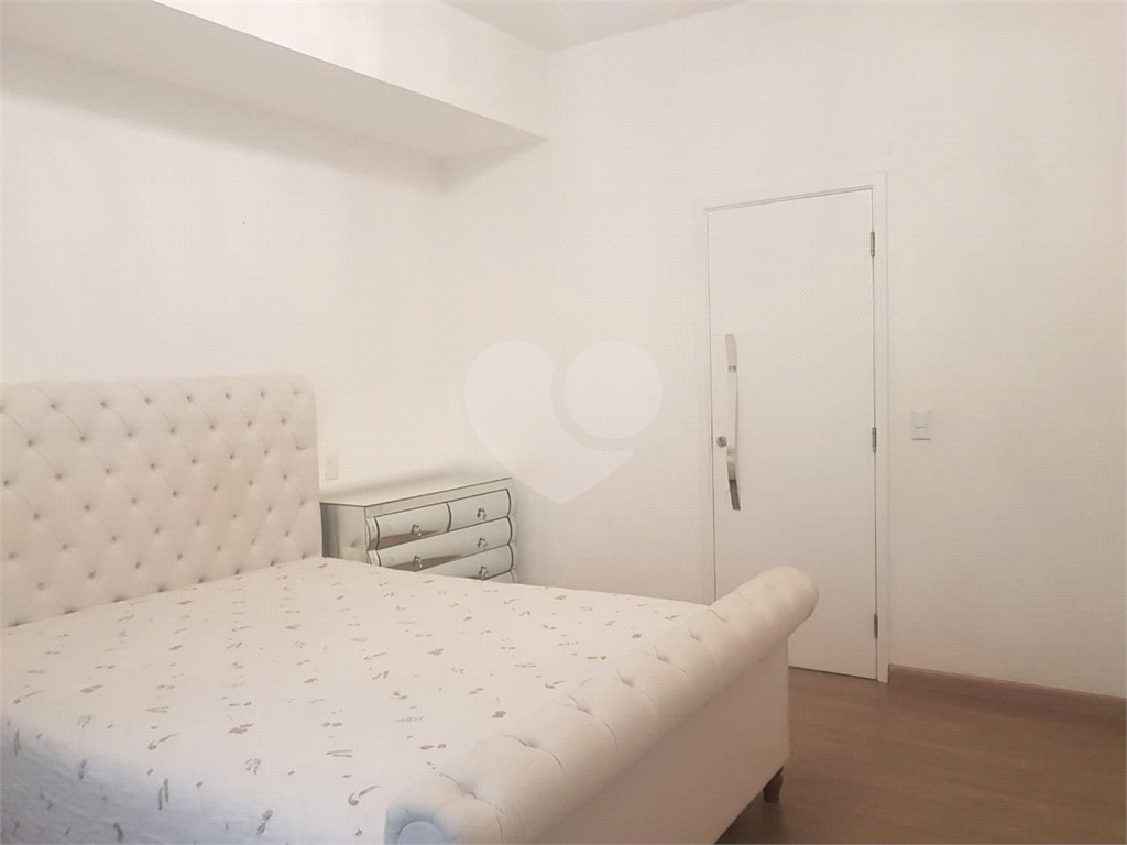 Casa térrea de alto padrão no Jd Floresta
