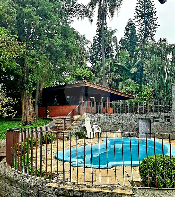Casa térrea de alto padrão no Jd Floresta
