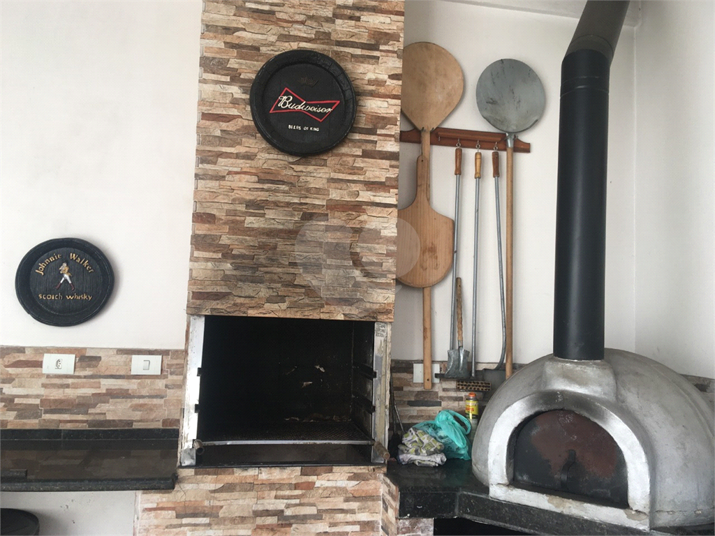 Casa  4 dormitórios, 3 vagas 