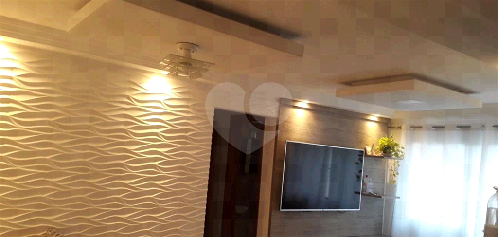 APARTAMENTO em PARQUE NOVO MUNDO