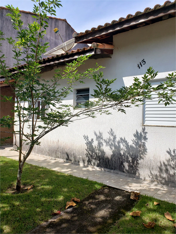 Casa térrea em Itanhaém- SP