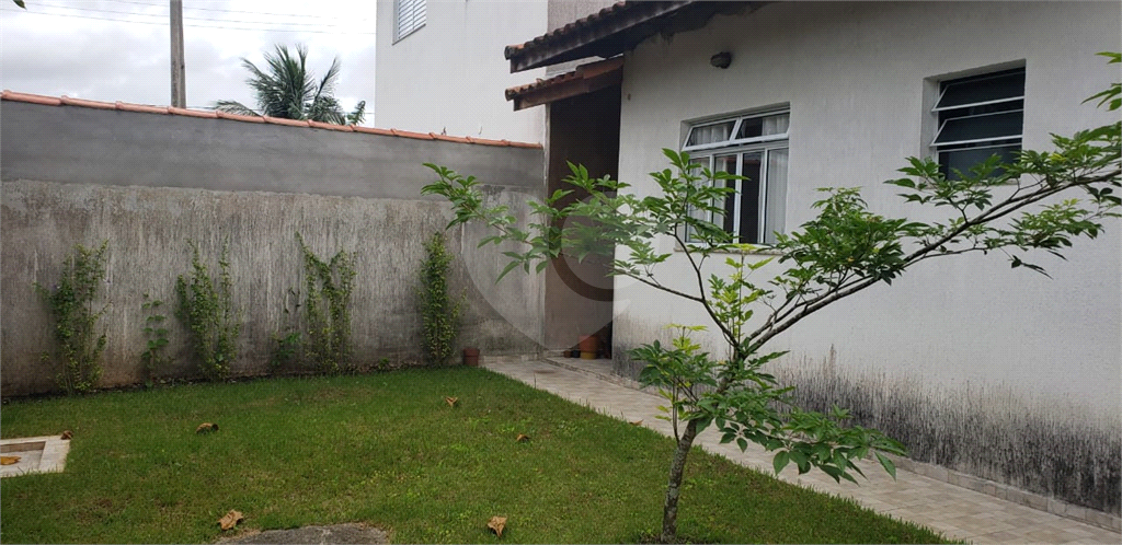 Casa térrea em Itanhaém- SP