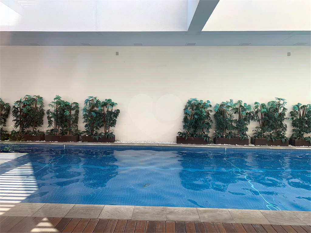 Apartamento para venda. 3 quartos (1 suíte), varanda gourmet, 2 vagas. Santa Teresinha Santana
