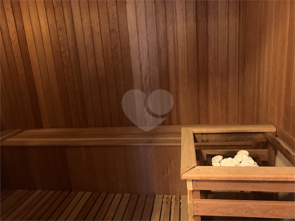 Apartamento para venda. 3 quartos (1 suíte), varanda gourmet, 2 vagas. Santa Teresinha Santana