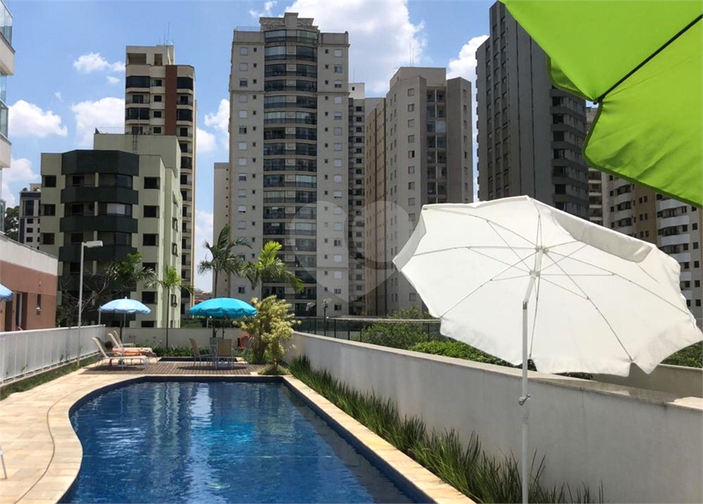 Apartamento para venda. 3 quartos (1 suíte), varanda gourmet, 2 vagas. Santa Teresinha Santana