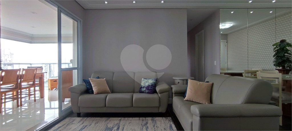 Apartamento para venda. 3 quartos (1 suíte), varanda gourmet, 2 vagas. Santa Teresinha Santana