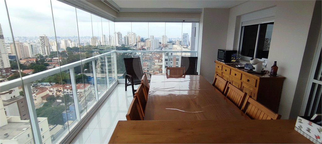Apartamento para venda. 3 quartos (1 suíte), varanda gourmet, 2 vagas. Santa Teresinha Santana