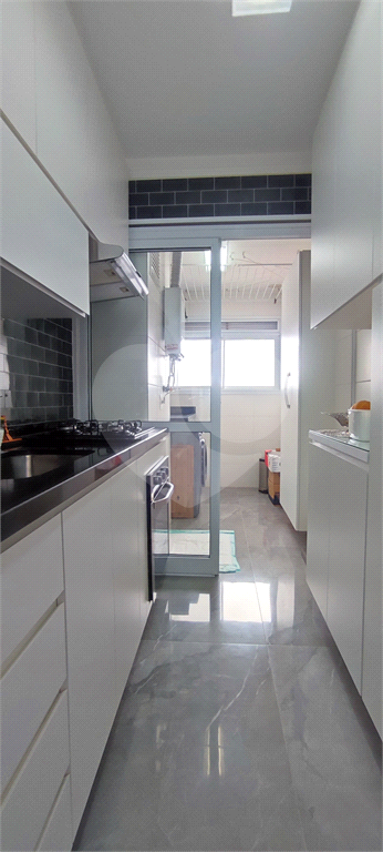 Apartamento para venda. 3 quartos (1 suíte), varanda gourmet, 2 vagas. Santa Teresinha Santana