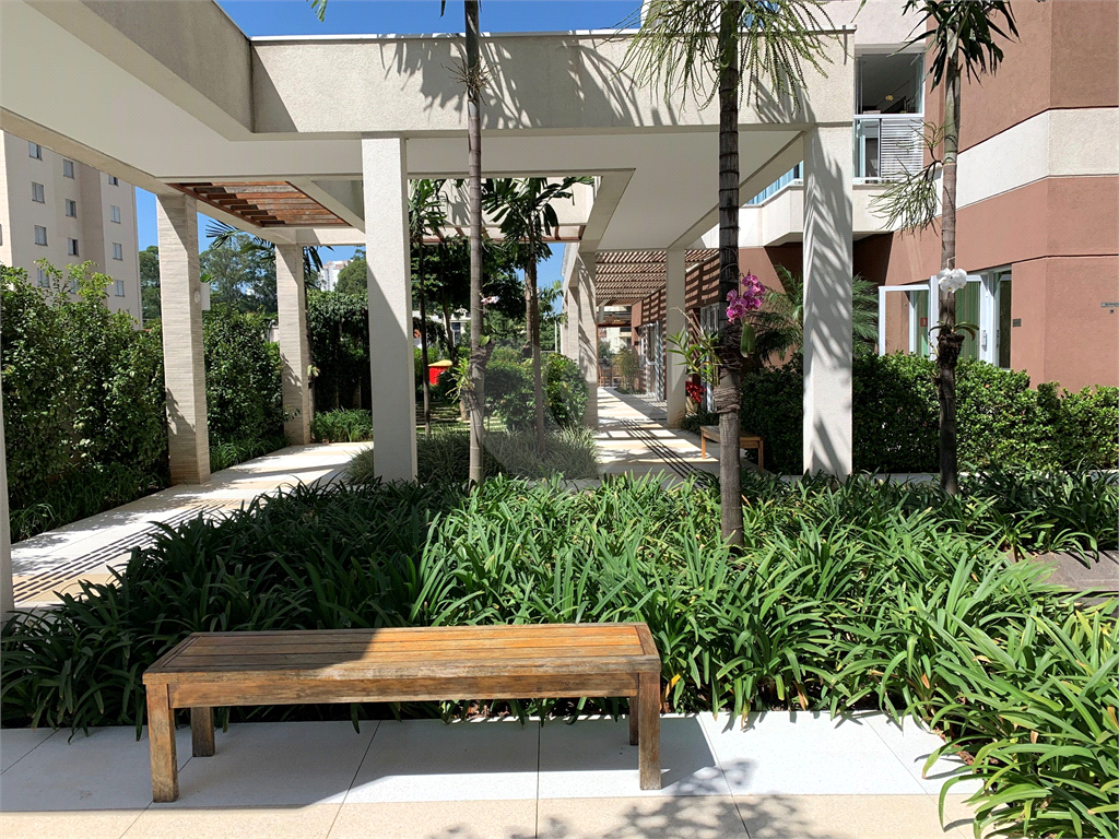Apartamento para venda. 3 quartos (1 suíte), varanda gourmet, 2 vagas. Santa Teresinha Santana