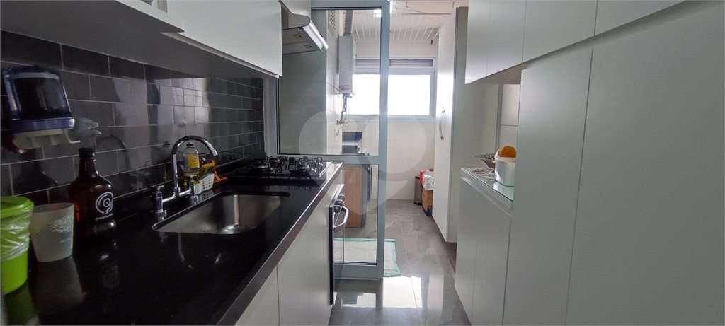 Apartamento para venda. 3 quartos (1 suíte), varanda gourmet, 2 vagas. Santa Teresinha Santana