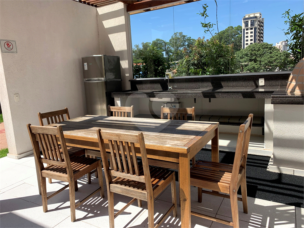 Apartamento para venda. 3 quartos (1 suíte), varanda gourmet, 2 vagas. Santa Teresinha Santana