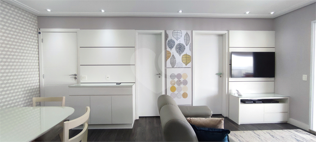 Apartamento para venda. 3 quartos (1 suíte), varanda gourmet, 2 vagas. Santa Teresinha Santana