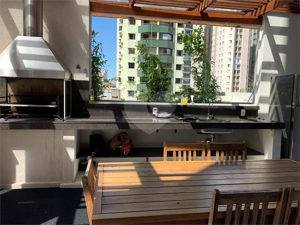 Apartamento para venda. 3 quartos (1 suíte), varanda gourmet, 2 vagas. Santa Teresinha Santana