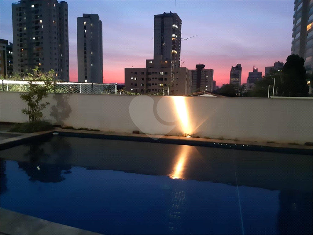 Apartamento para venda. 3 quartos (1 suíte), varanda gourmet, 2 vagas. Santa Teresinha Santana