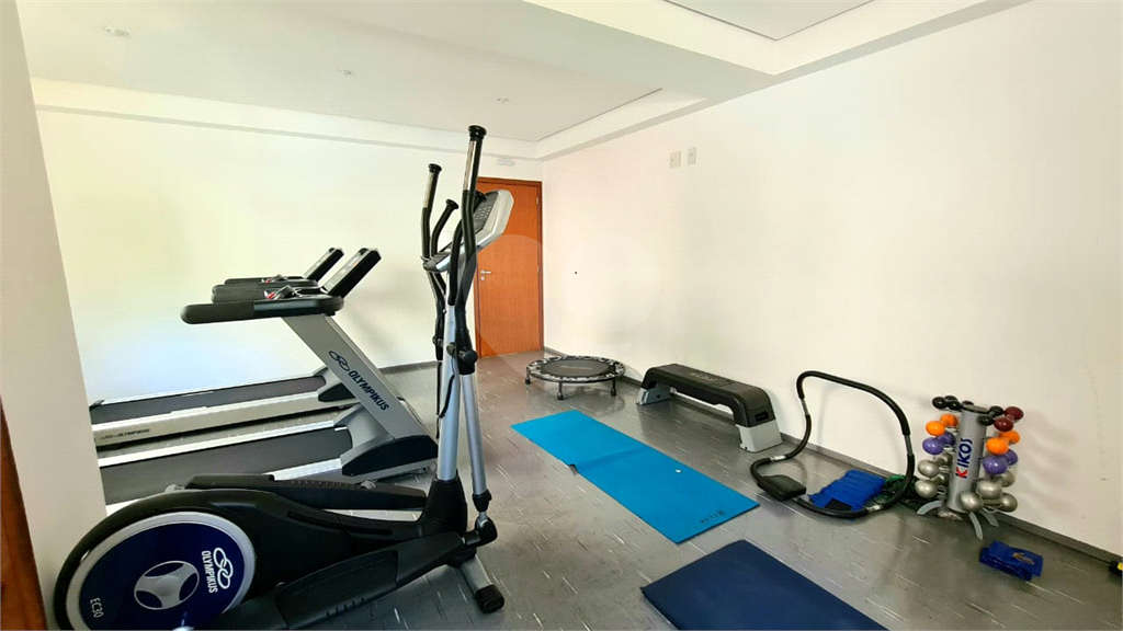 Apartamento reformado e mobiliado 1 dormitório, 1 suíte, 1 vaga em Higienópolis