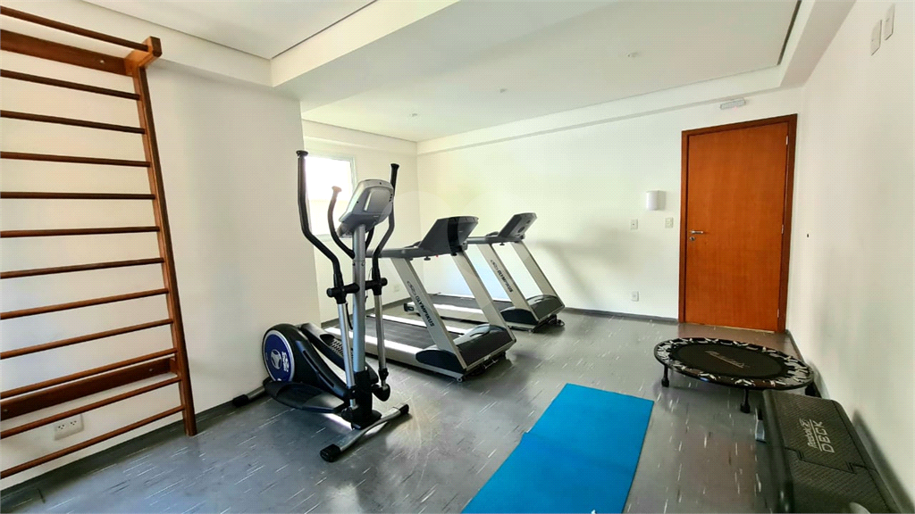 Apartamento reformado e mobiliado 1 dormitório, 1 suíte, 1 vaga em Higienópolis