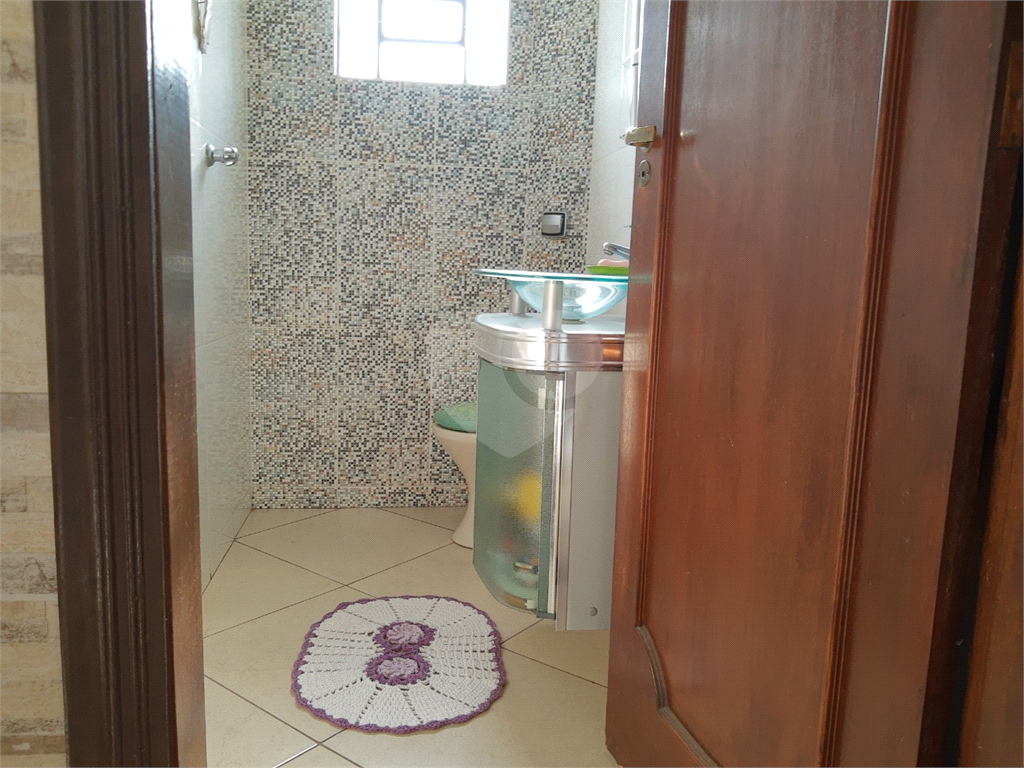 Casa térrea à venda na Vila Mazzei com 2 dormitórios.