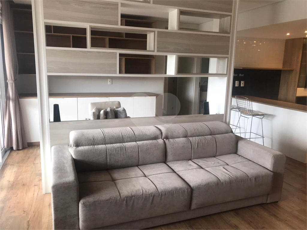 Apartamento  Mobiliado

