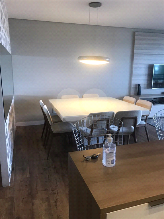 Apartamento  Mobiliado

