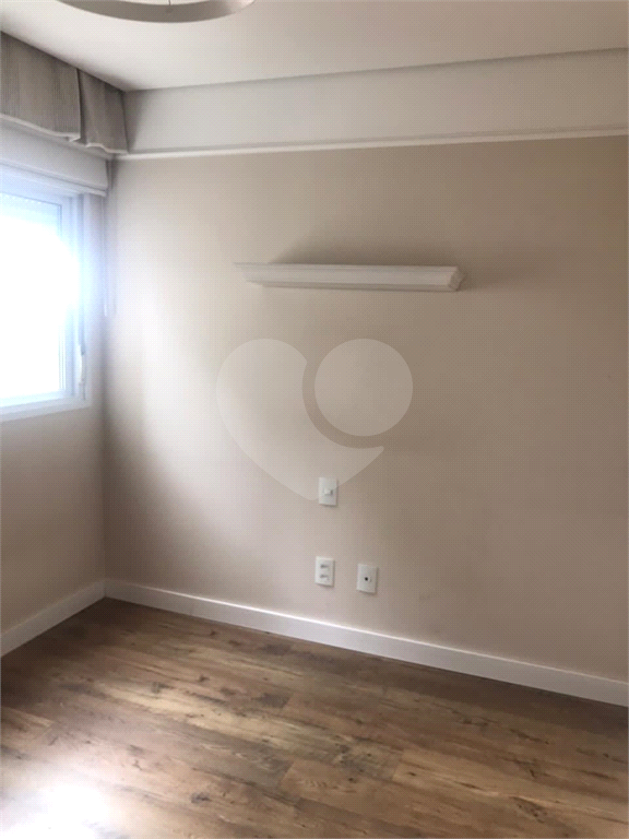 Apartamento  Mobiliado

