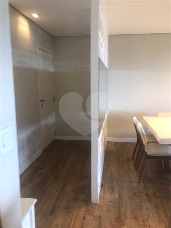 Apartamento  Mobiliado

