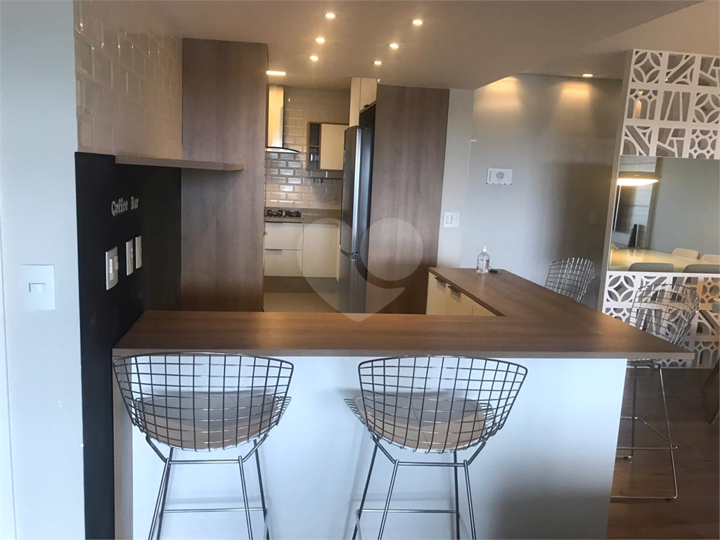 Apartamento  Mobiliado

