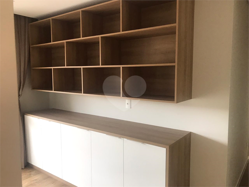 Apartamento  Mobiliado

