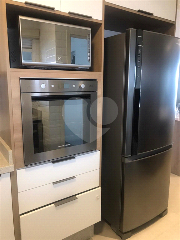 Apartamento  Mobiliado

