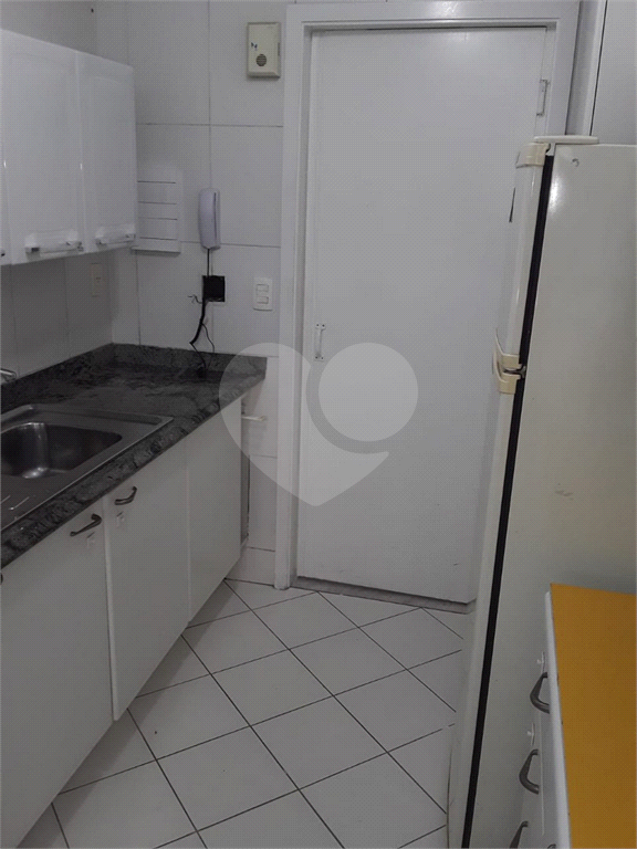APARTAMENTO em MORUMBI