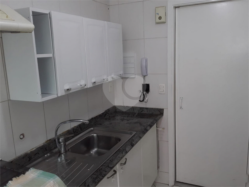 APARTAMENTO em MORUMBI