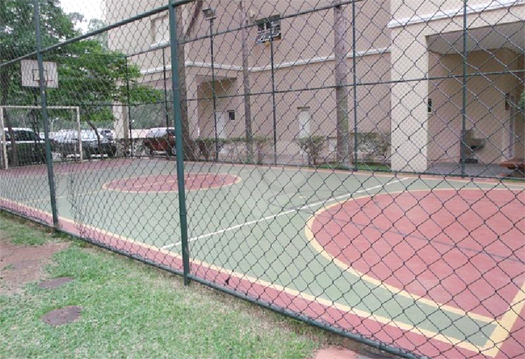 APARTAMENTO em MORUMBI