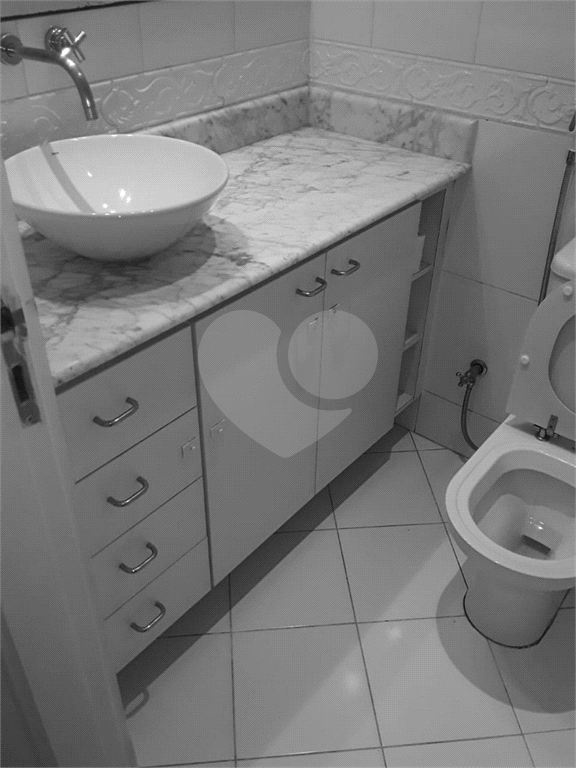 APARTAMENTO em MORUMBI