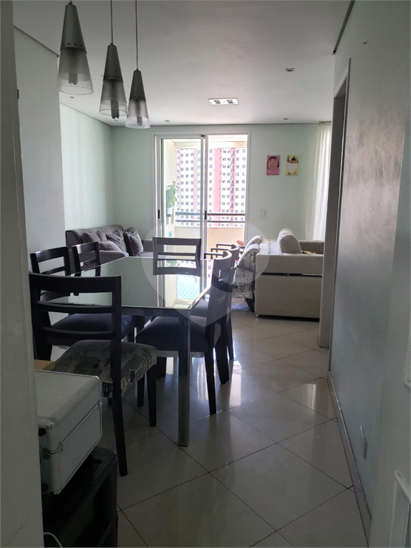 apartamento 3 dormitórios,1 suíte, 2 vagas fixas , varanda gourmet , armários , 